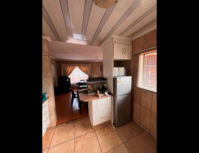 3 BEDROOM HOUSE FOR SALE IN THE ORCHARDS